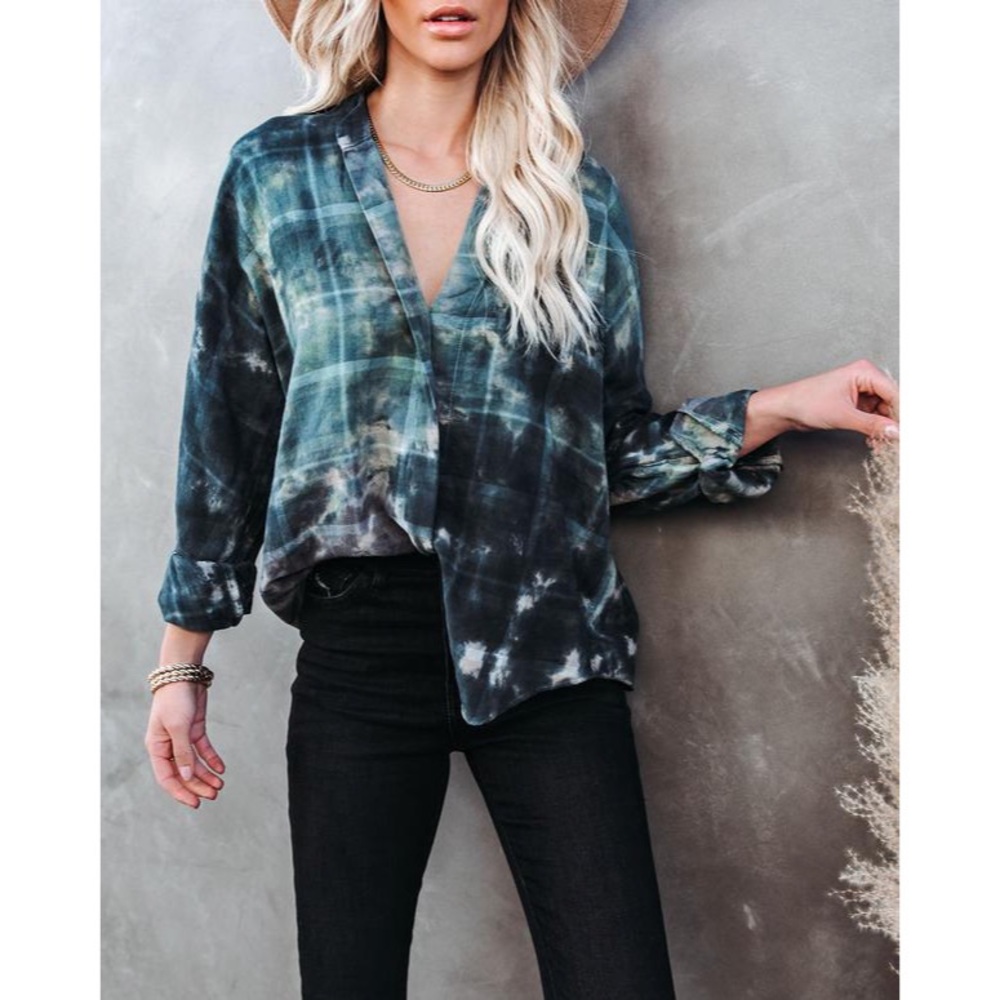 NWT VICI Sea Cliff Cotton Tie Dye Plaid Top Blue Green Size XS